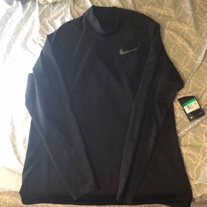 NWT Men’s Nike Therma long sleeve